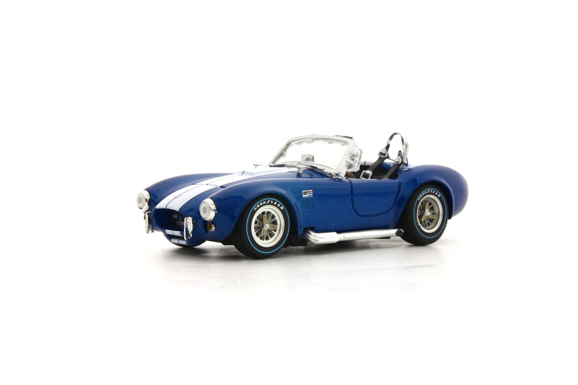 SHELBY COBRA 427S/C foto del modellino die cast in scala 1:43 colore blu 